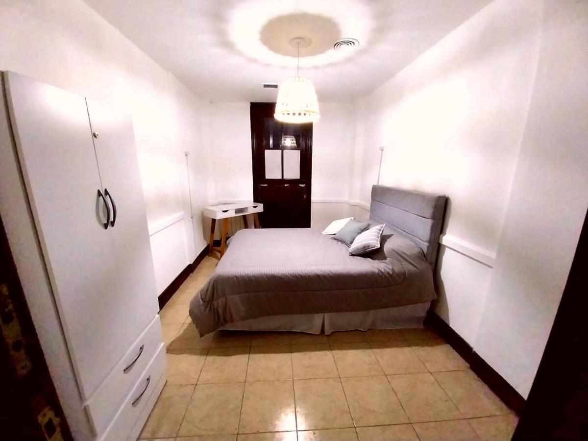 Katana Capsule Hostel Мендоса Экстерьер фото
